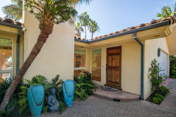 $15,000 | 2351 Calle Corta, La Jolla, CA 92037