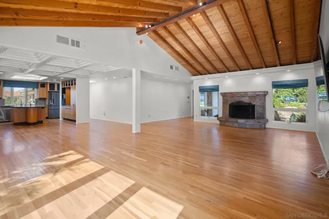 $15,000 | 2351 Calle Corta, La Jolla, CA 92037