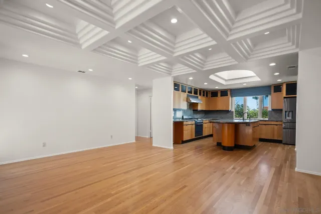 $15,000 | 2351 Calle Corta, La Jolla, CA 92037