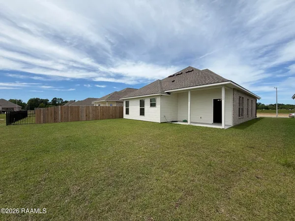 $2,100 | 106 Braddish Court, Lafayette, LA 70506