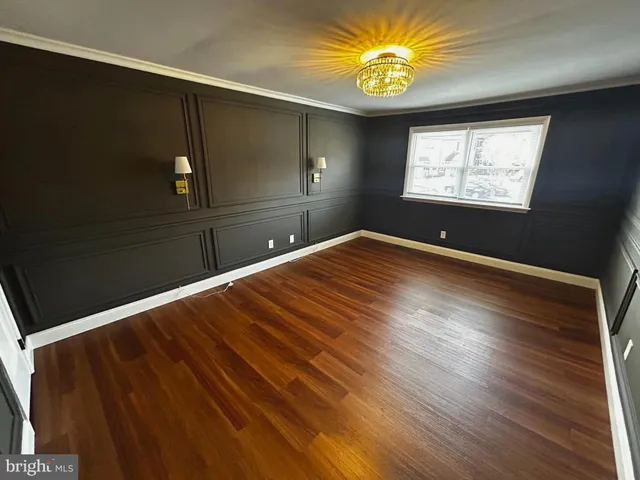 $2,300 | 33 Park Valley Lane, Brookhaven, PA 19015