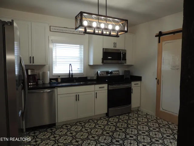 $575,000 | 7516 Old Maynardville Pike, Knoxville, TN 37938