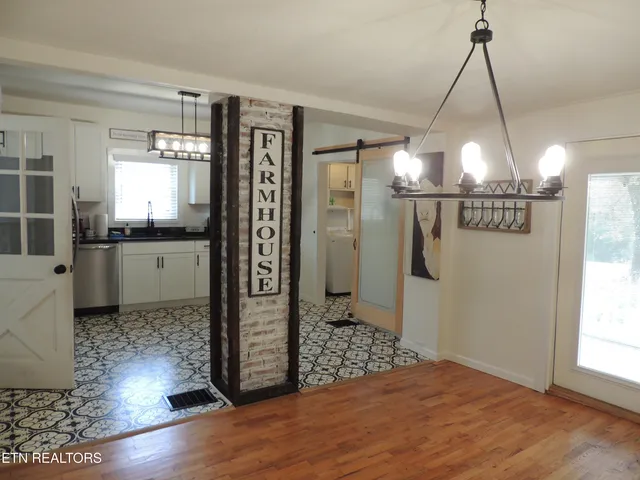 $560,000 | 7516 Old Maynardville Pike, Knoxville, TN 37938