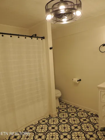 $560,000 | 7516 Old Maynardville Pike, Knoxville, TN 37938