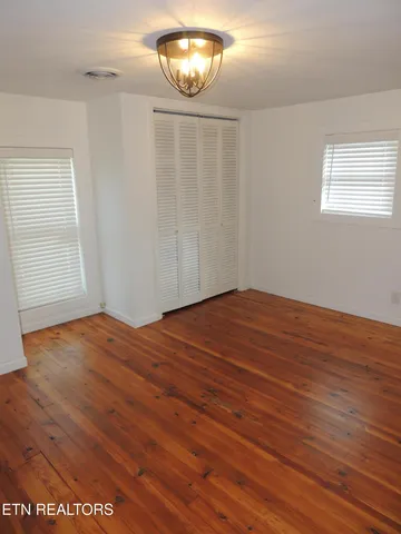 $560,000 | 7516 Old Maynardville Pike, Knoxville, TN 37938