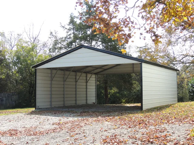 $560,000 | 7516 Old Maynardville Pike, Knoxville, TN 37938