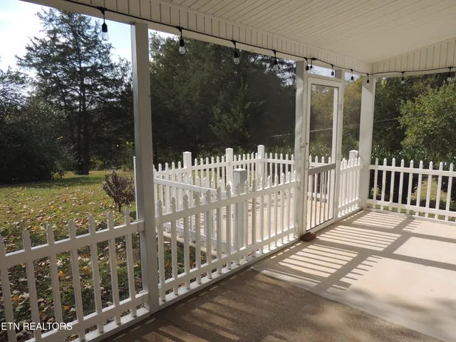 $560,000 | 7516 Old Maynardville Pike, Knoxville, TN 37938