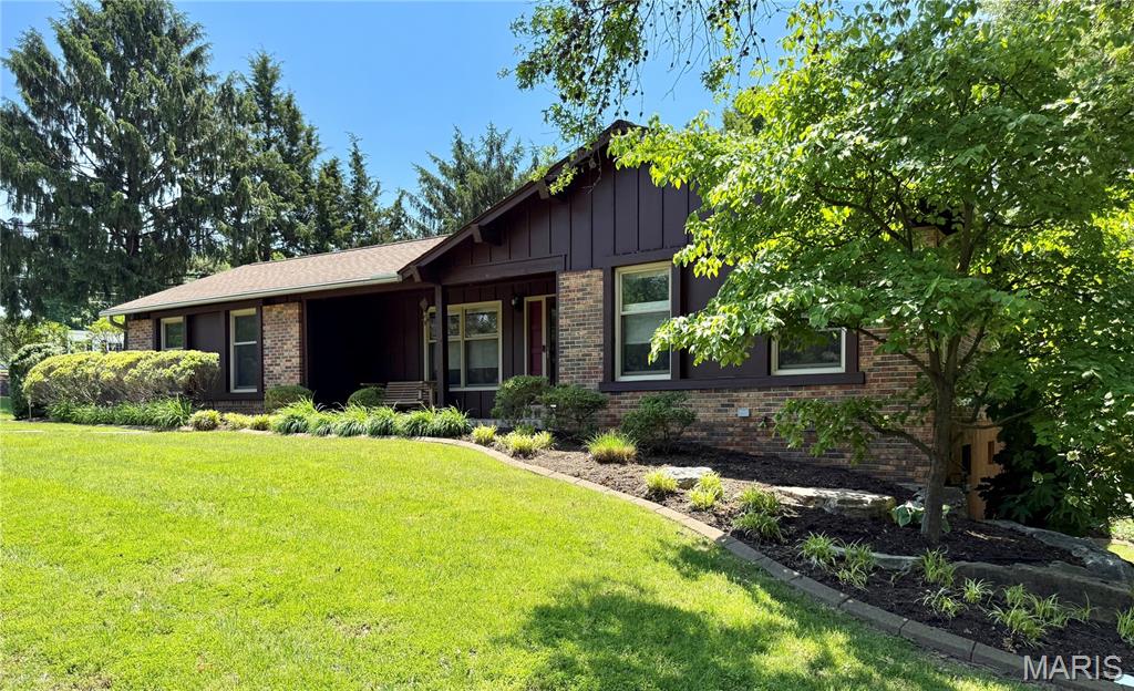 660 Hunters Ridge Drive Ferguson, MO 63135 - Photo 22 of 24 Gallery Image 22