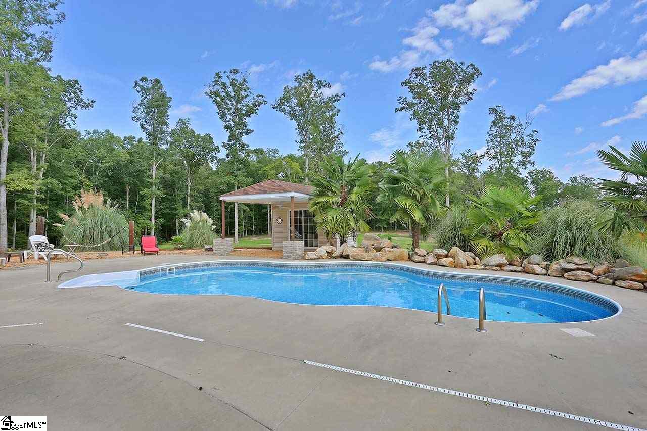 141 Acker Road Belton, SC 29627 - Photo 4 of 36