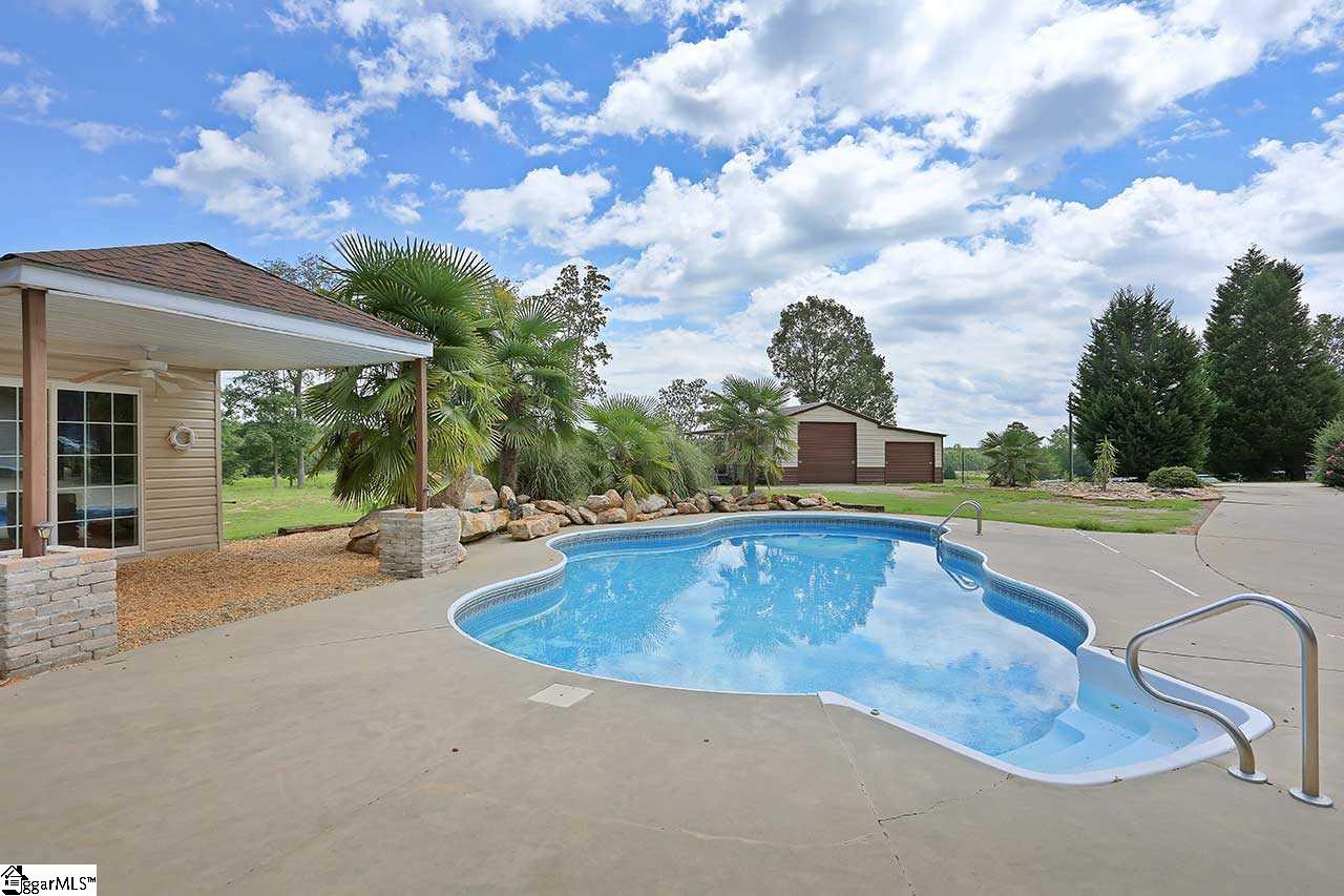 141 Acker Road Belton, SC 29627 - Photo 32 of 36