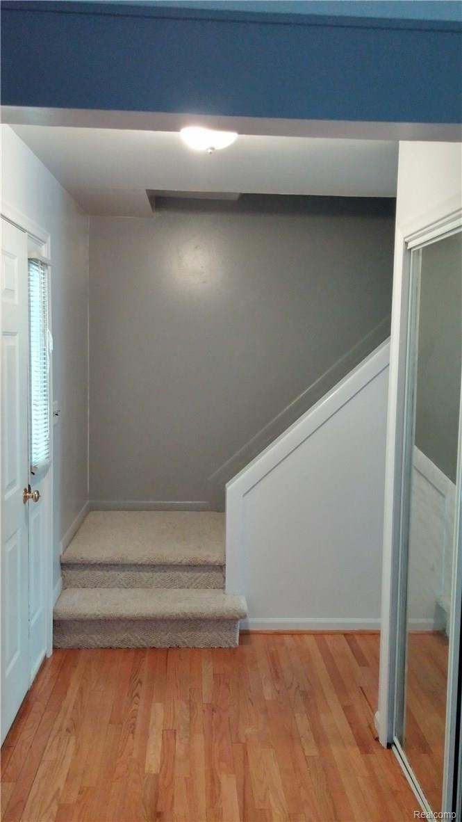 26150 Burg Road Warren, MI 48089 - Photo 10 of 38 095.jpg