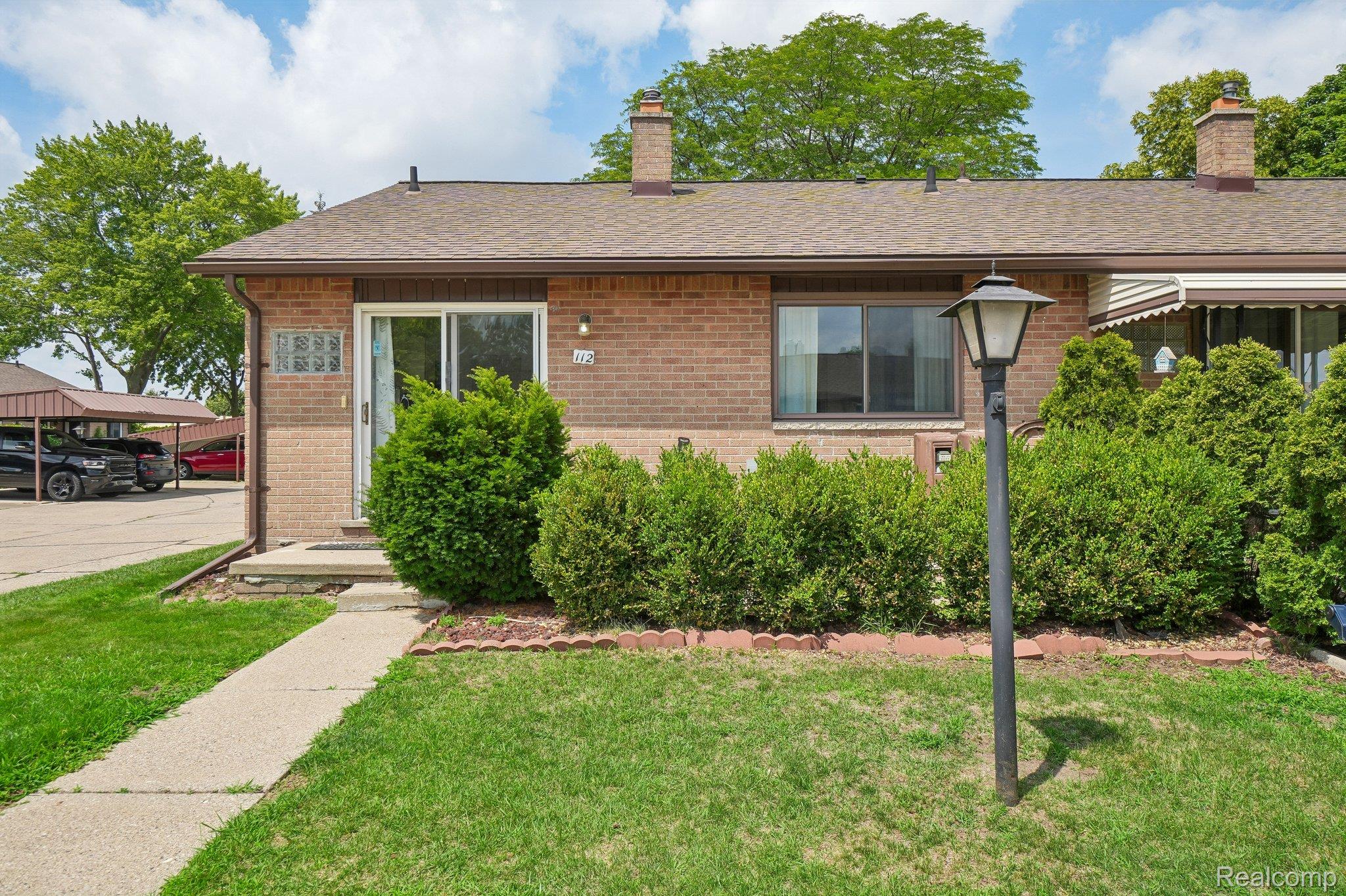 8401 18 18 Mile Road, Unit 112 Sterling Heights, MI 48313 - Photo 2 of 25 22-web-or-mls-Eighteen Mile Rd 112-S0107-022.jpg