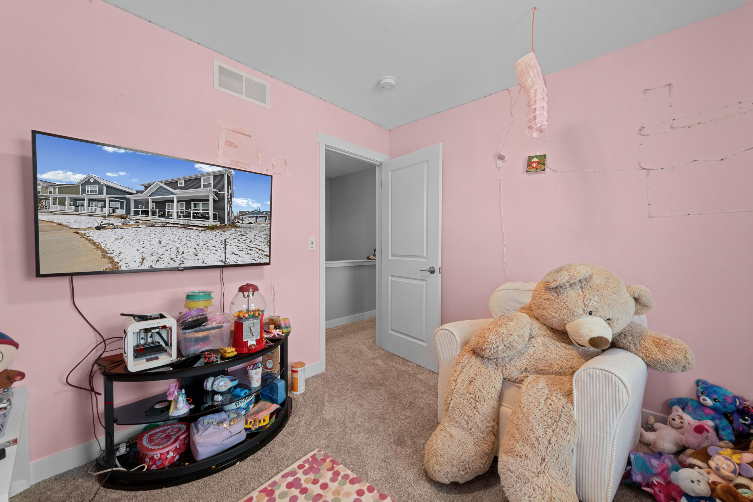 4515 Marie Therese Circle Pinckney, MI 48169 - Photo 30 of 48 4515 Marie Therese Circle-HD Drone Photo