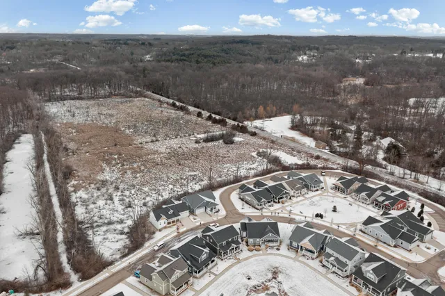 $399,900 | 4515 Marie Therese Circle, Pinckney, MI 48169