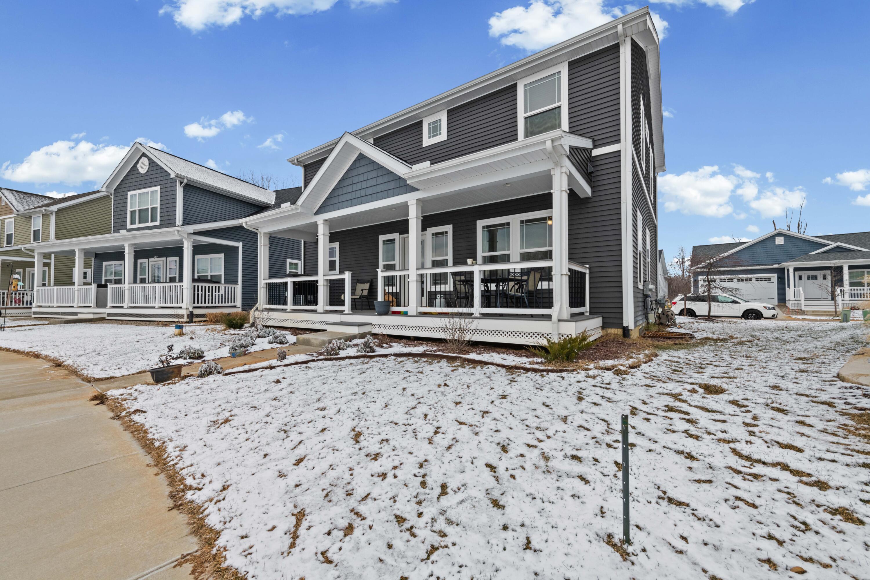 4515 Marie Therese Circle Pinckney, MI 48169 - Photo 7 of 48 4515 Marie Therese Circle-HD Drone Photo