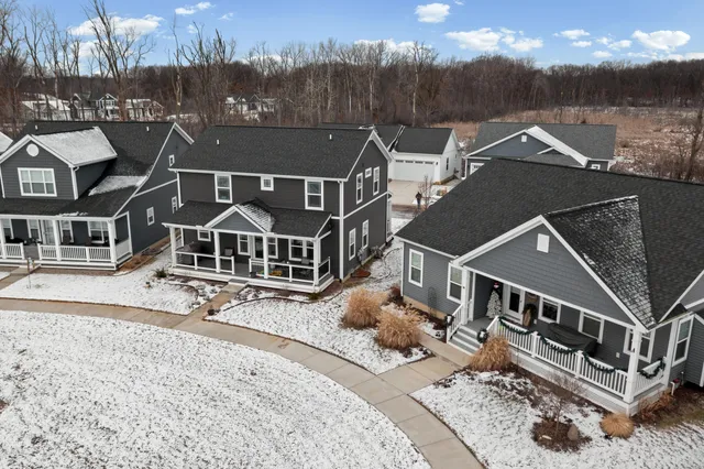 $399,900 | 4515 Marie Therese Circle, Pinckney, MI 48169