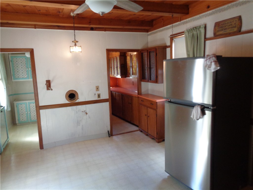 107 Sheldon Street Providence, RI 02906 - Photo 5 of 25