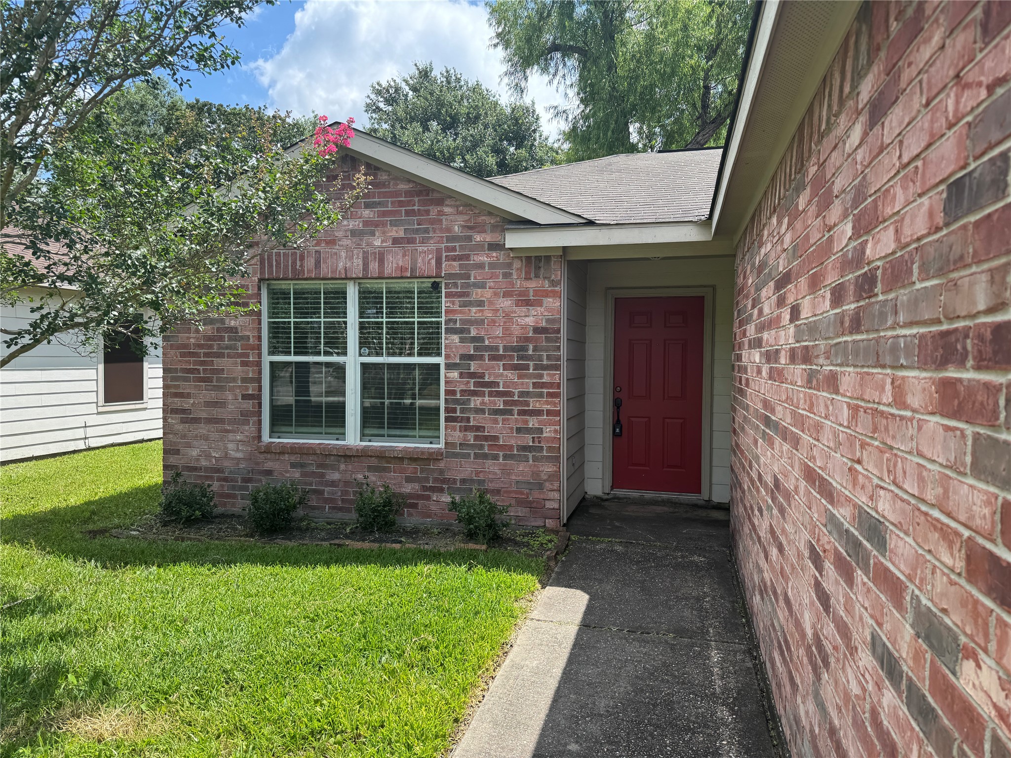 4818 Comal River Loop Spring, TX 77386 - Photo 4 of 42