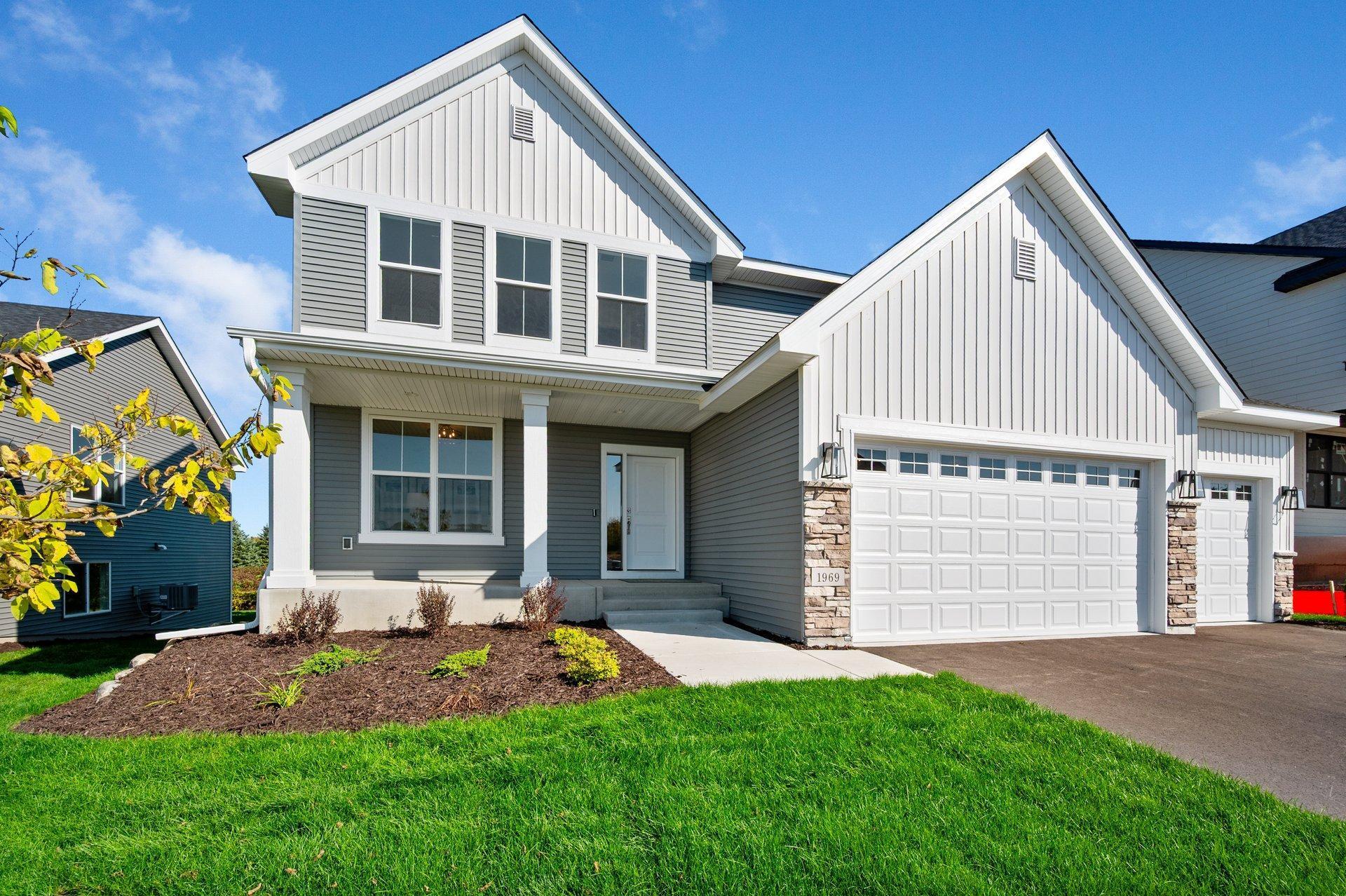 1969 Lusitano Street Shakopee, MN 55379 - Photo 1 of 70