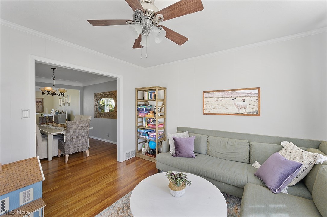 2412 Dysart Road Cleveland, OH 44118 - Photo 11 of 30