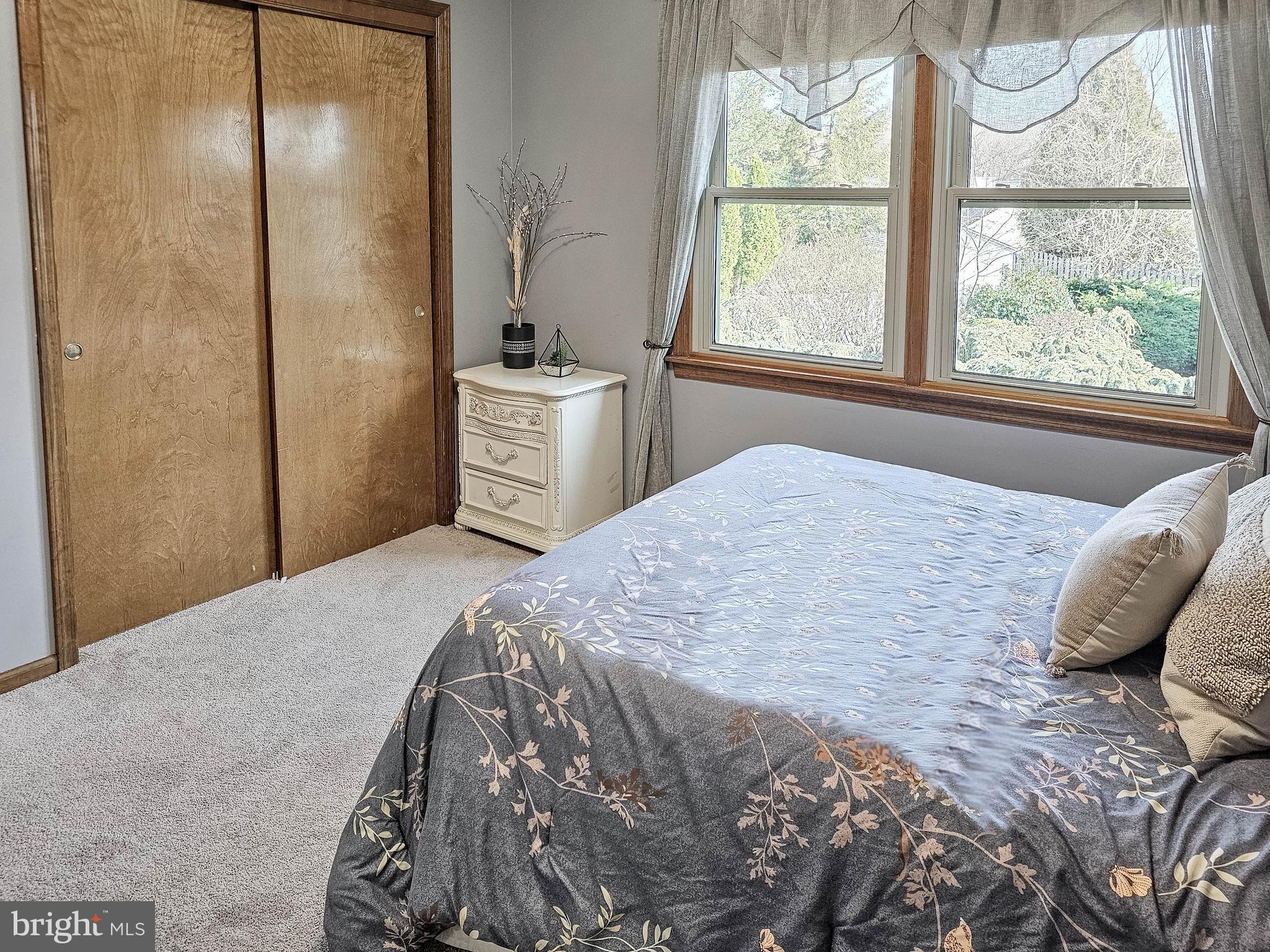 9 Timber Wolf Drive Hamilton, NJ 08620 - Photo 23 of 48 a bedroom with a bed and a window