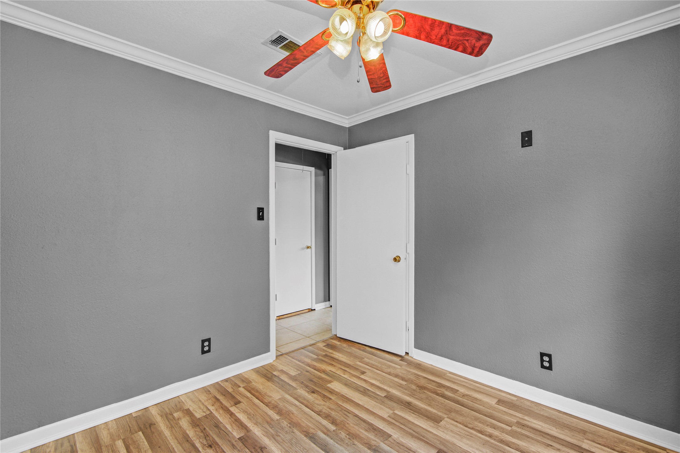 8565 Ridgepoint Drive Houston, TX 77055 - Photo 35 of 43