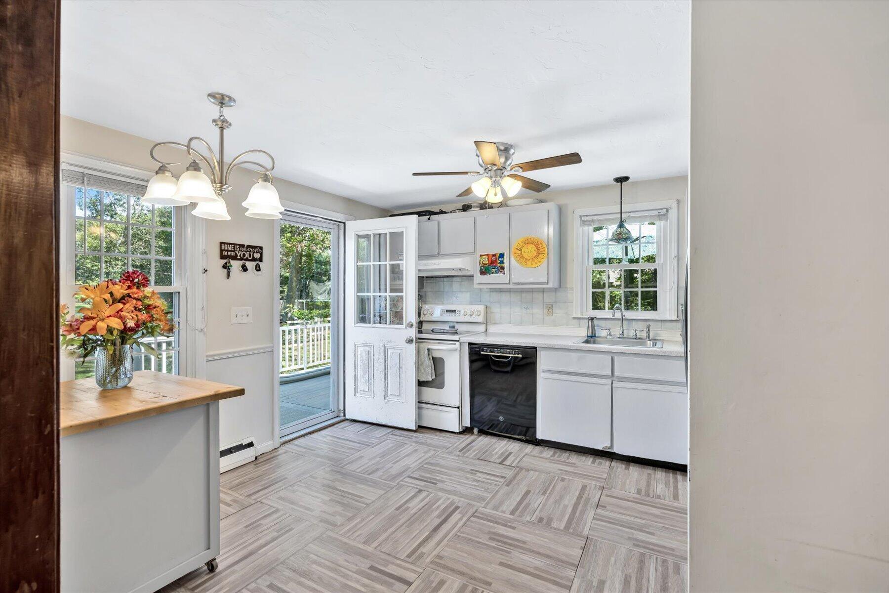 27 Oregon Road Mashpee, MA 02649 - Photo 6 of 30 06-889A9520