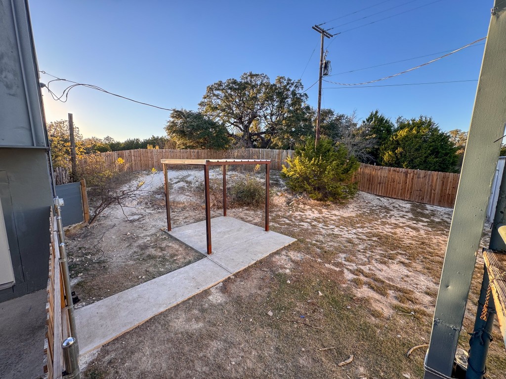 1050 Farm To Market Road 970, Unit B Florence, TX 76527 - Photo 16 of 26 a view of a terrace