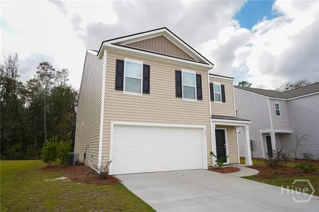 $2,600 | 393 Coconut Drive, Bloomingdale, GA 31302