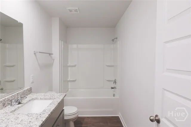 $2,600 | 393 Coconut Drive, Bloomingdale, GA 31302