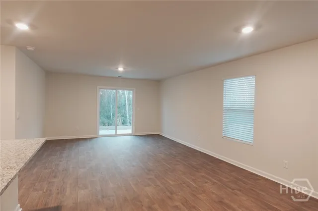 $2,600 | 393 Coconut Drive, Bloomingdale, GA 31302