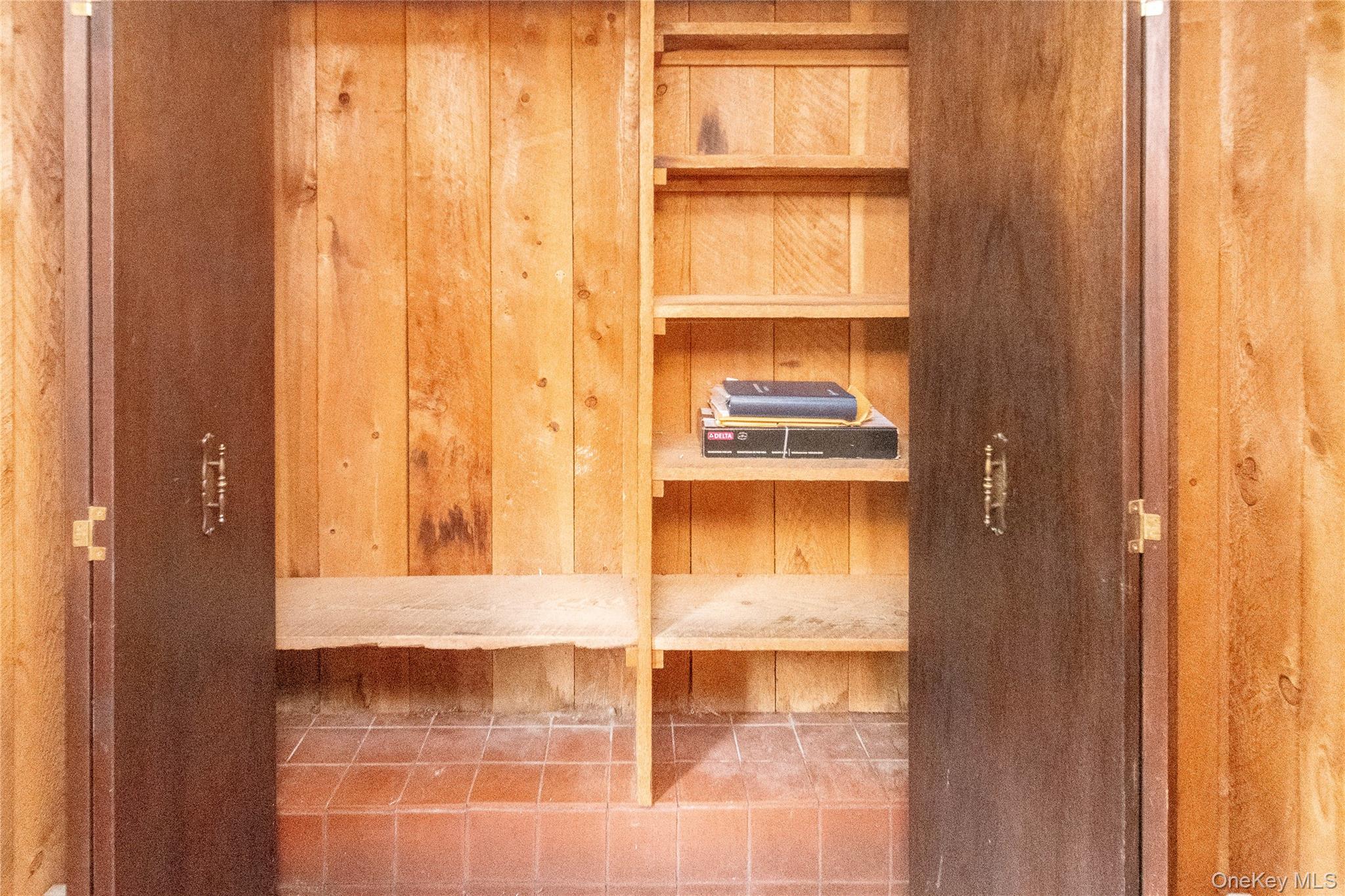 105 Jarmain Road Monroe, NY 10950 - Photo 3 of 40 a bathroom with a window