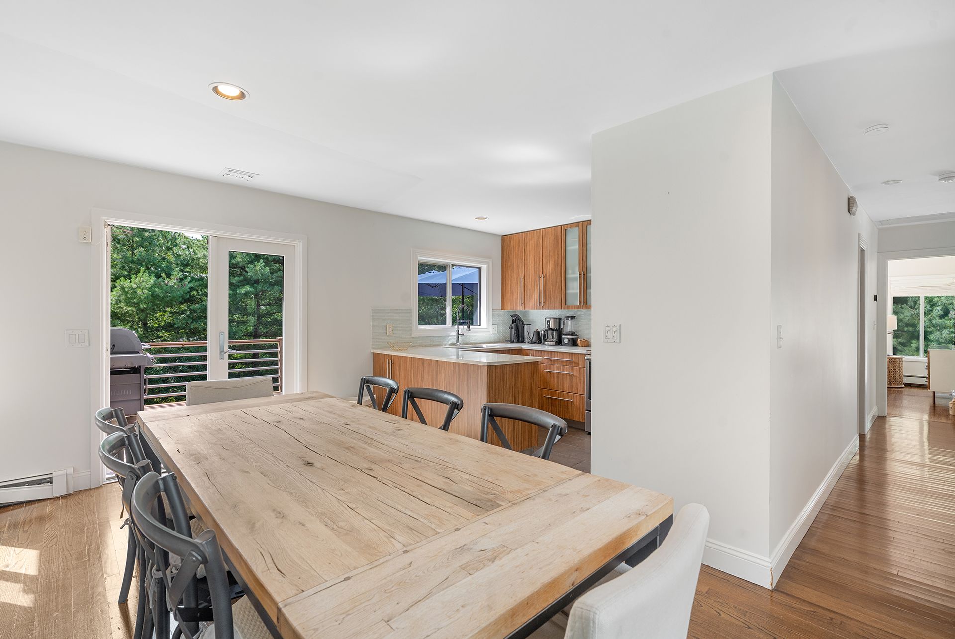 65 Edwards Hole Road East Hampton, NY 11937 - Photo 6 of 21 Gallery Image 6