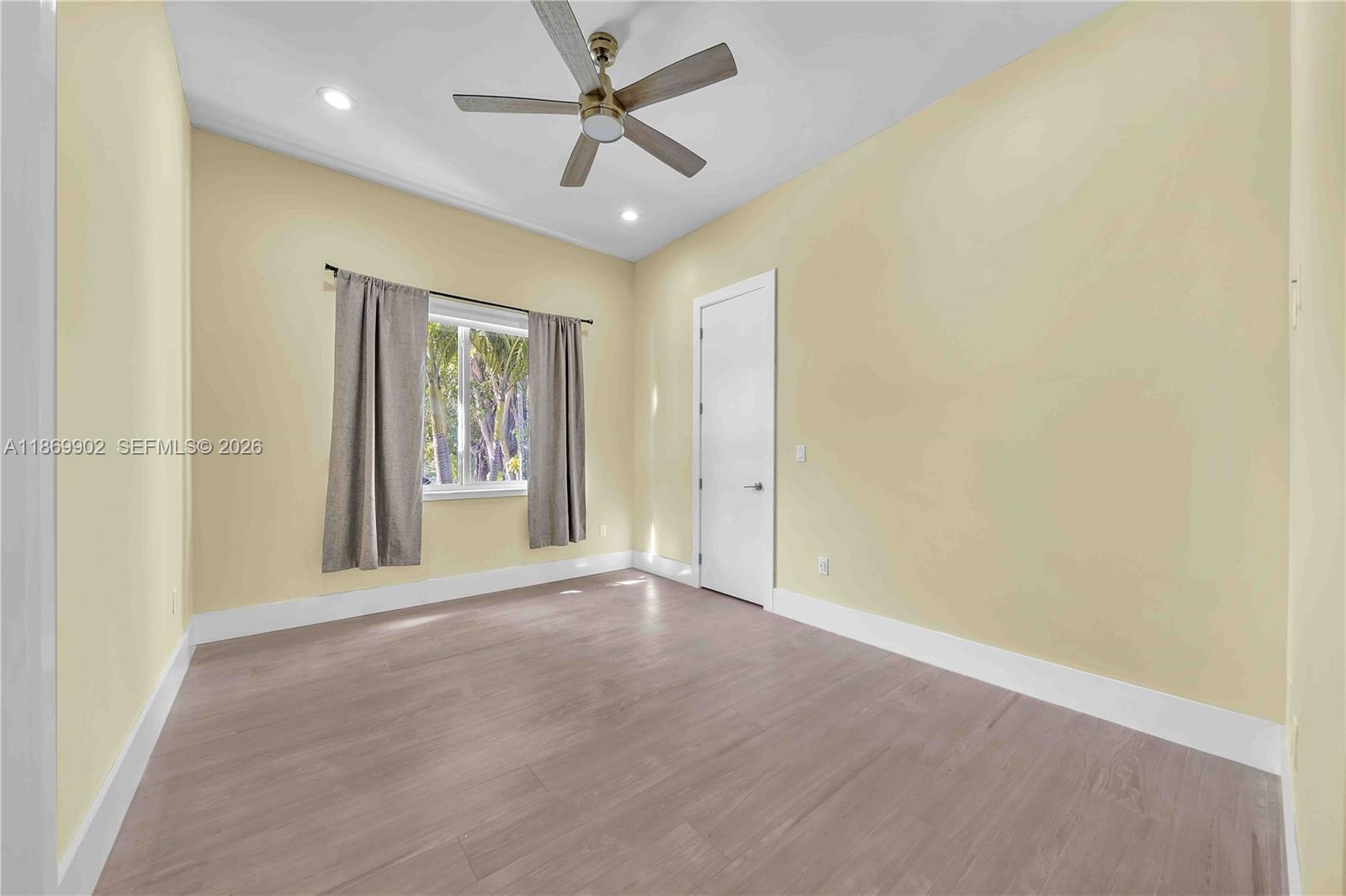 10703 Southwest 84th Avenue Miami, FL 33156 - Photo 30 of 45