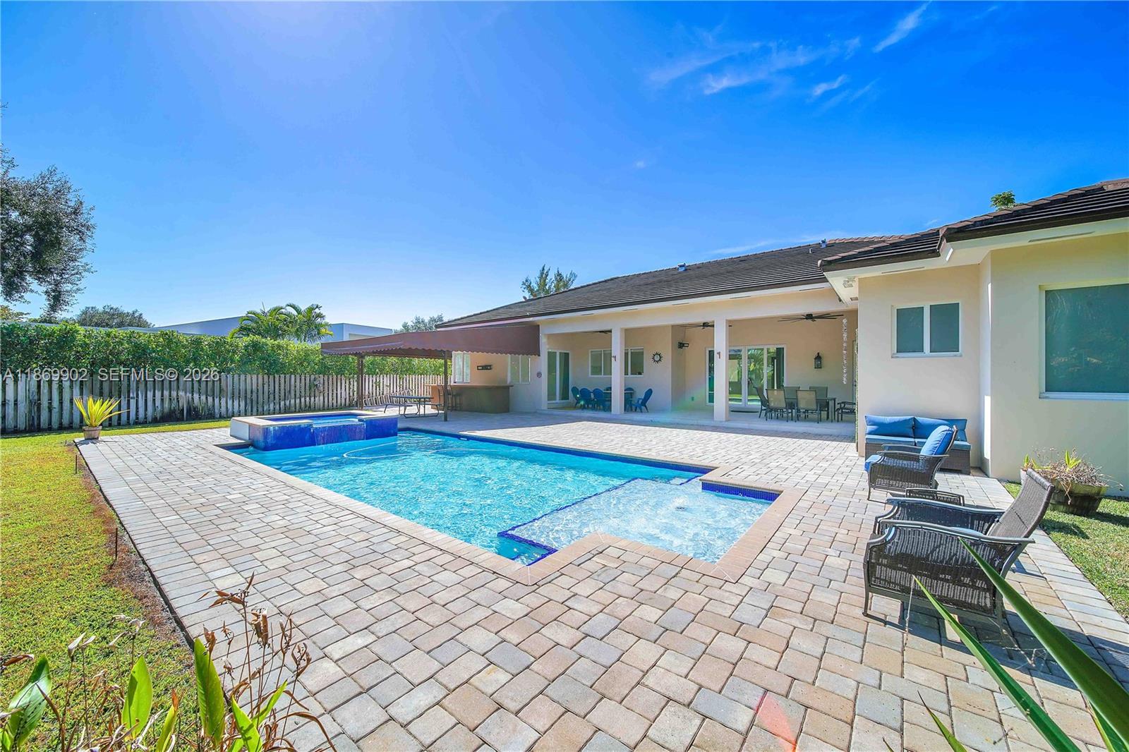 10703 Southwest 84th Avenue Miami, FL 33156 - Photo 40 of 45