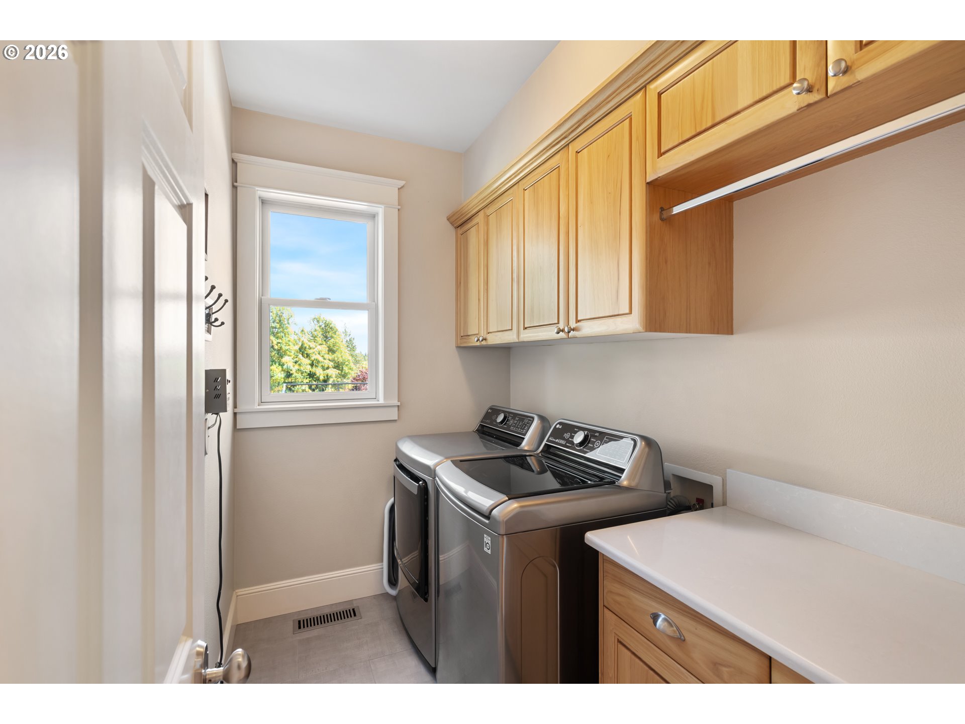 20762 South South End Road Oregon City, OR 97045 - Photo 18 of 48