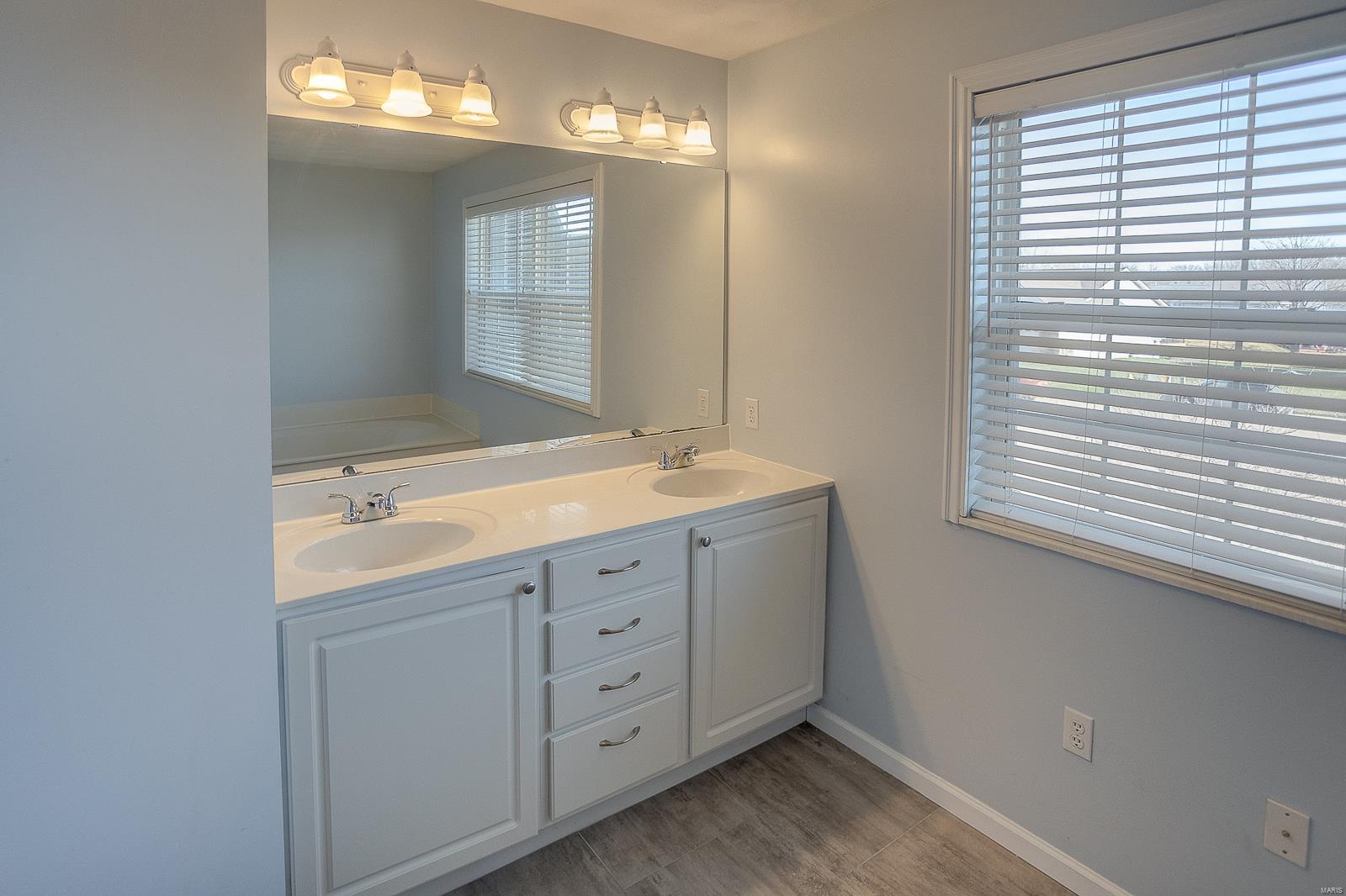 1257 Fox Ridge Court Shiloh, IL 62221 - Photo 41 of 57 Gallery Image 41