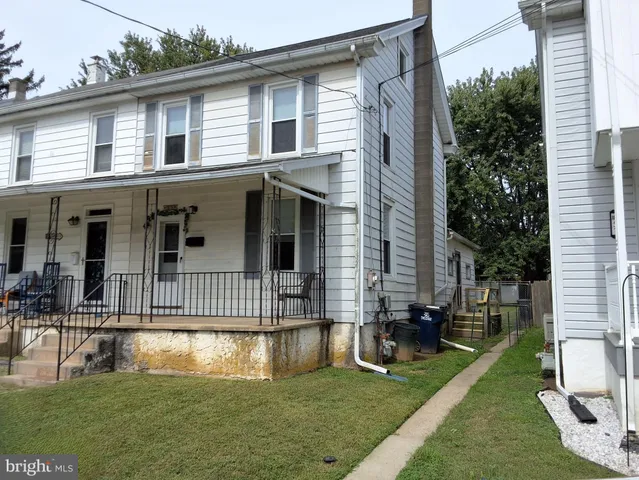 $1,475 | 59 West Slokom Avenue, Christiana, PA 17509