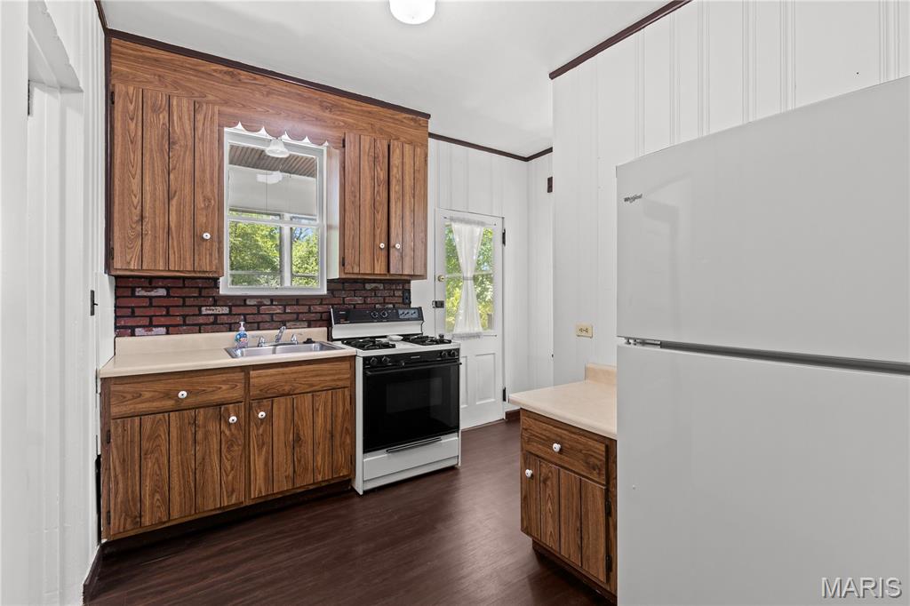 502 Carson Road St. Louis, MO 63135 - Photo 18 of 28