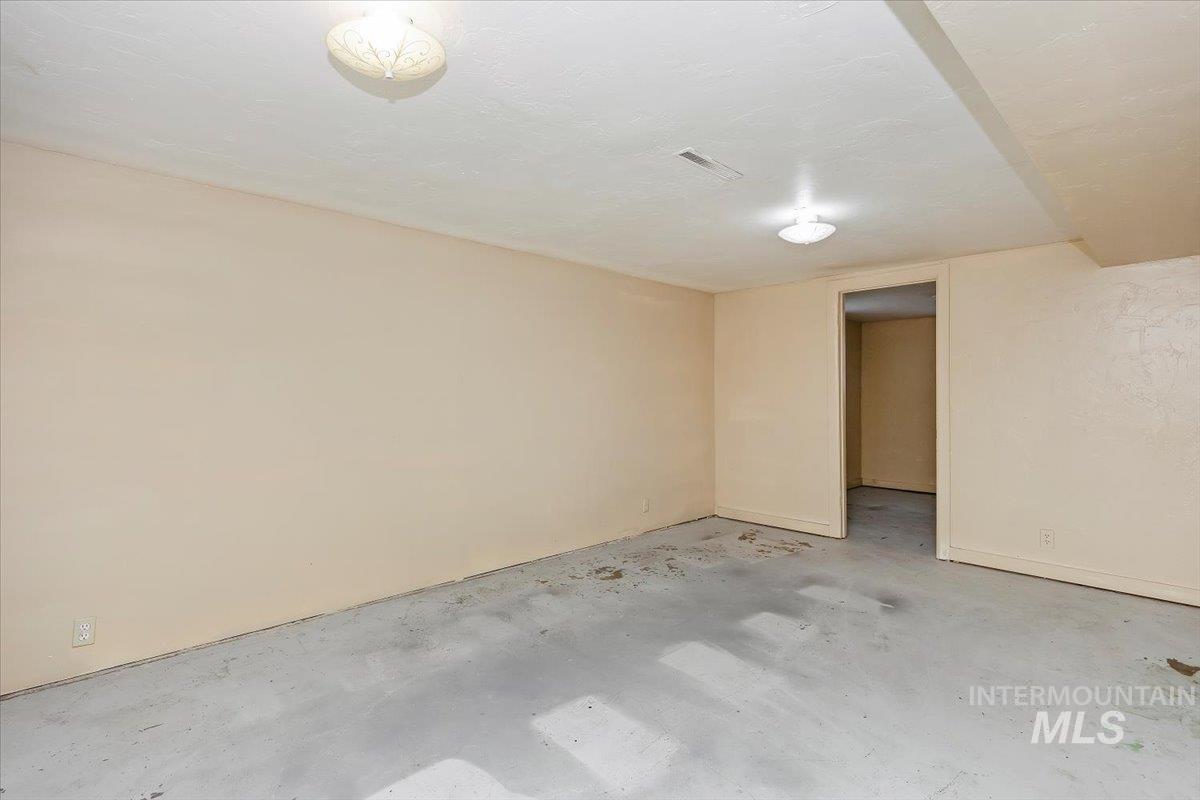 532 2nd Avenue West Gooding, ID 83330 - Photo 17 of 21