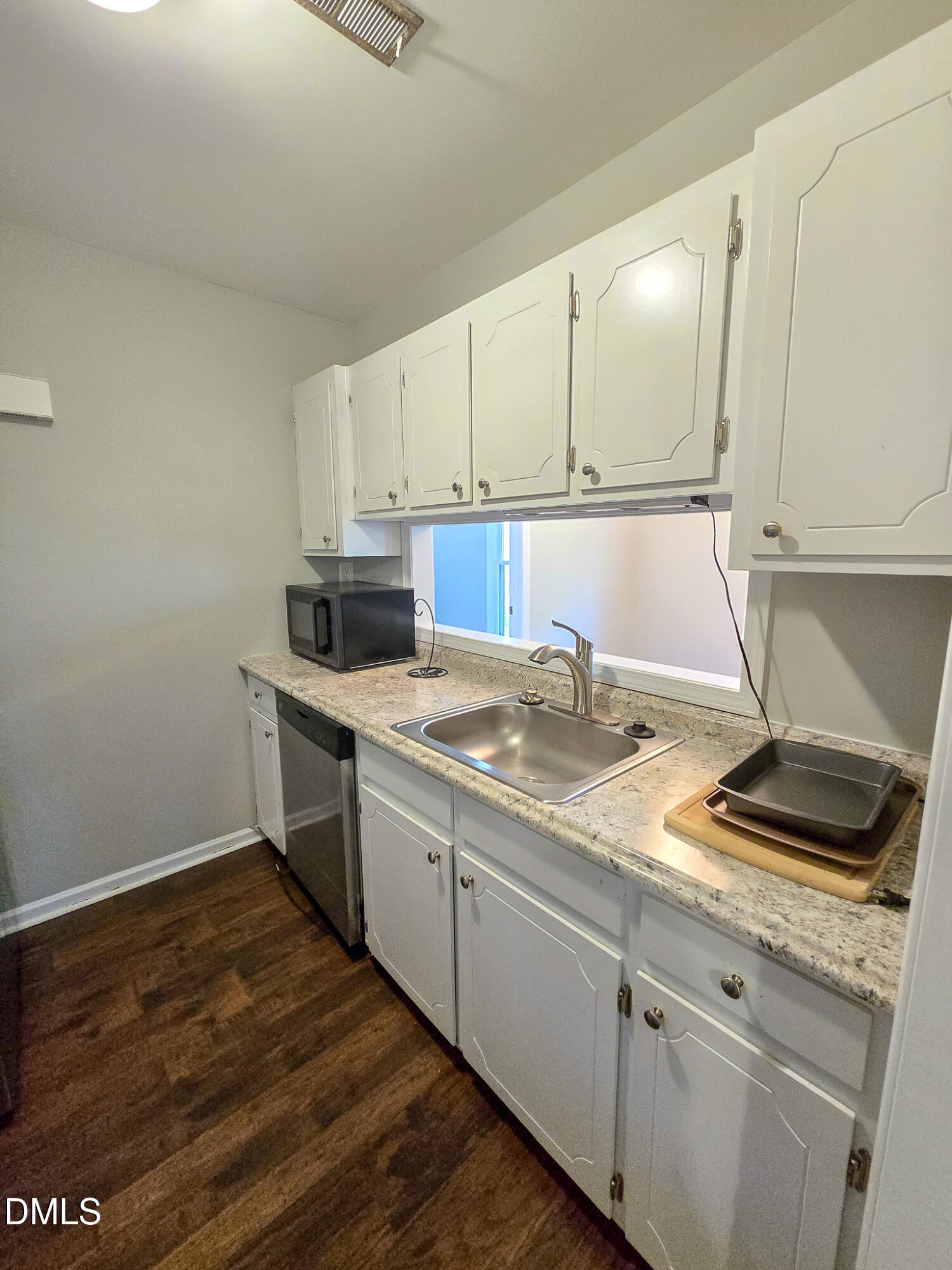 3627 Mill Run Raleigh, NC 27612 - Photo 11 of 30 20260313_134719