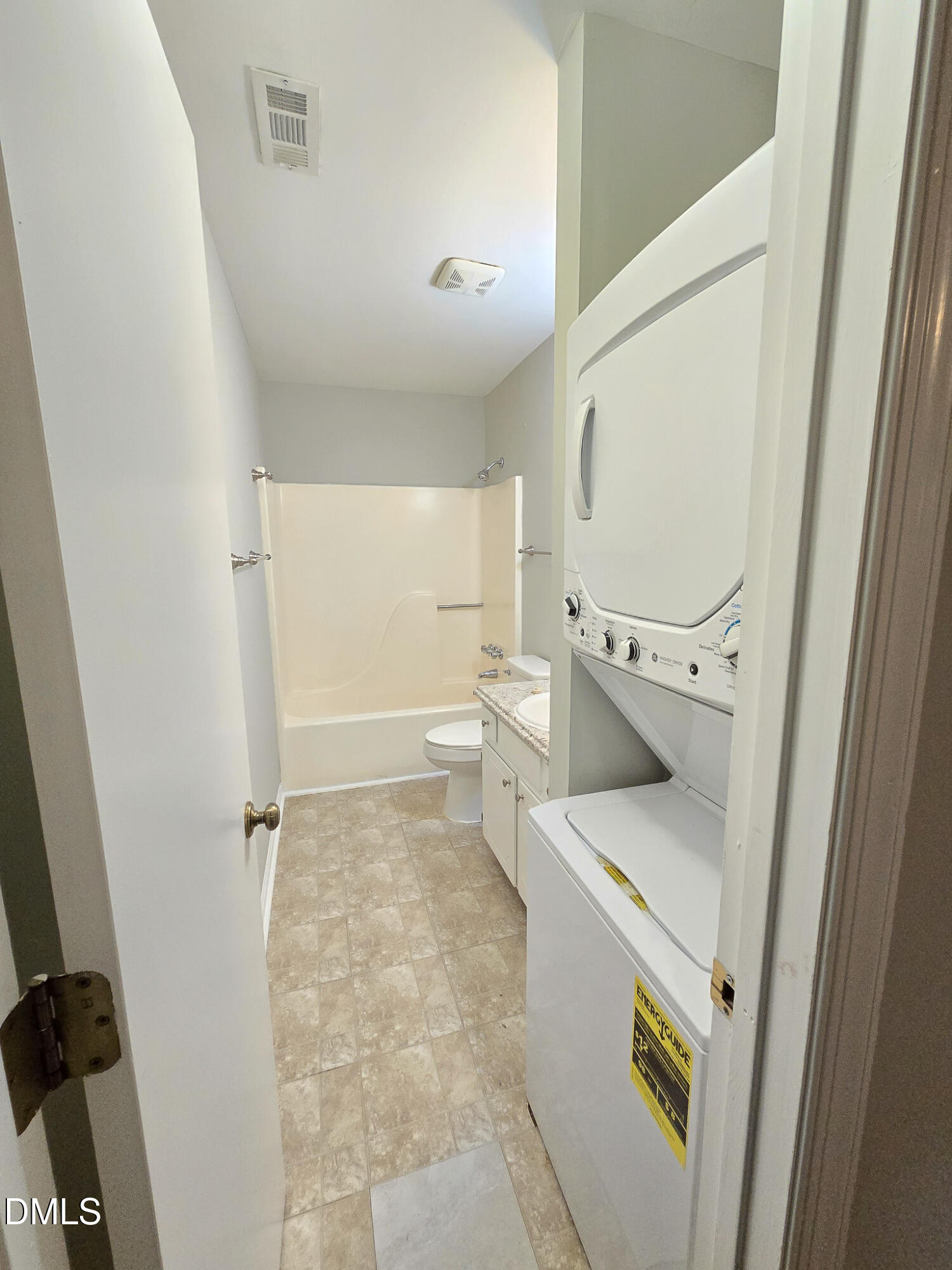 3627 Mill Run Raleigh, NC 27612 - Photo 18 of 30 20260313_134917