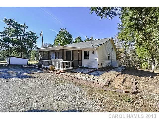 293 South Beersheba Road Clover, SC 29710 - Photo 2 of 16