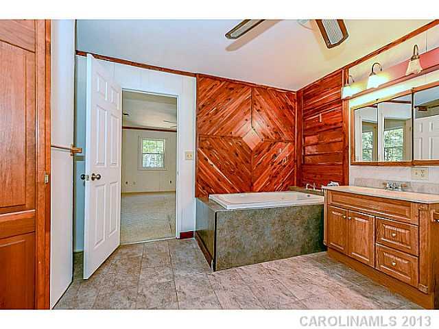 293 South Beersheba Road Clover, SC 29710 - Photo 11 of 16