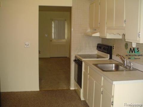 8401 18 18 Mile Road, Unit 161 Sterling Heights, MI 48313 - Photo 4 of 4