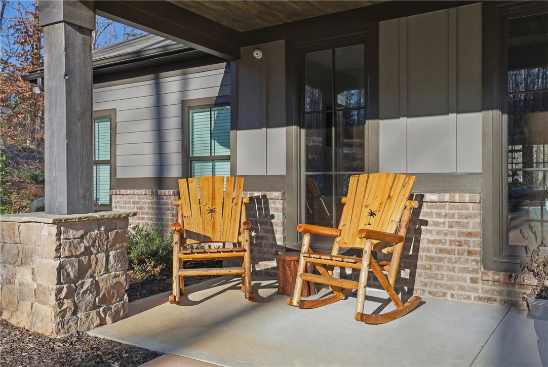 102 Jocassee Falls Road Salem, SC 29676 - Photo 5 of 46