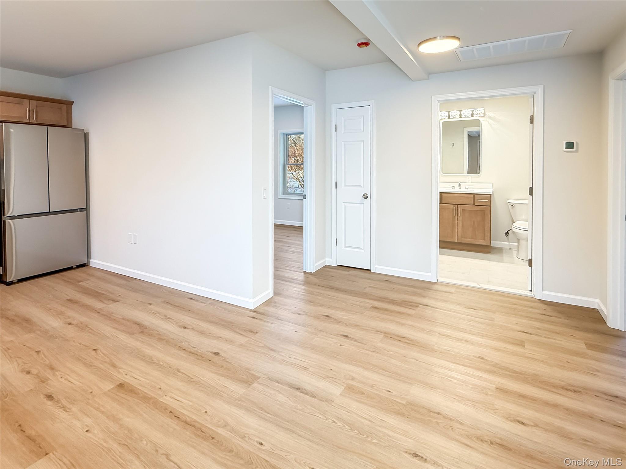 4332 Albany Post Road, Unit 4 Hyde Park, NY 12538 - Photo 6 of 15