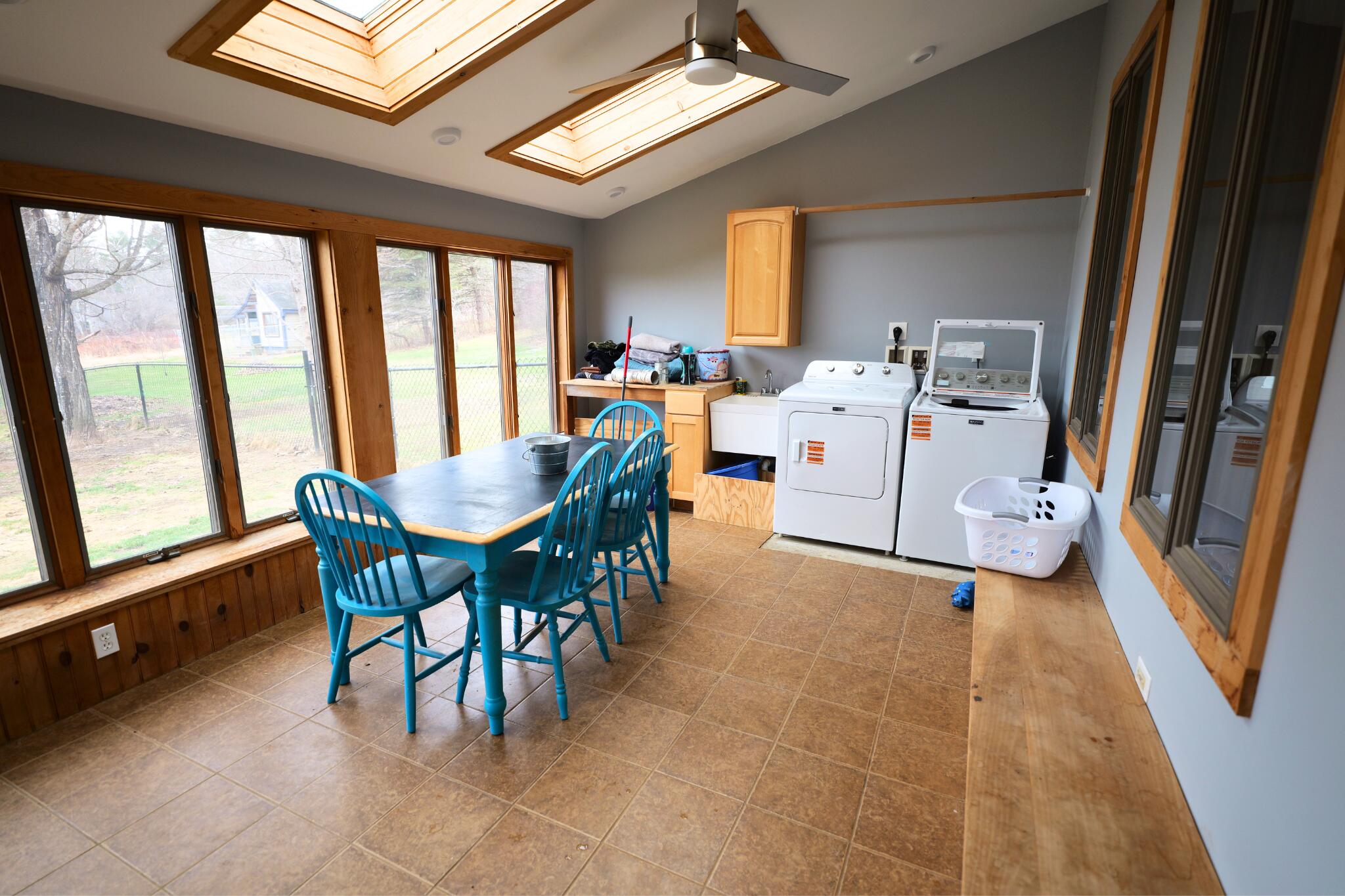 286 Wiscasset Road Whitefield, ME 04353 - Photo 20 of 40 Sunroom (1)