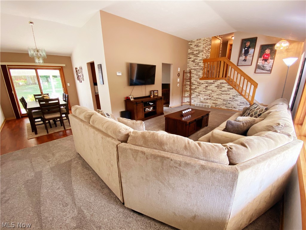 6206 Rousseau Drive Parma, OH 44129 - Photo 7 of 29