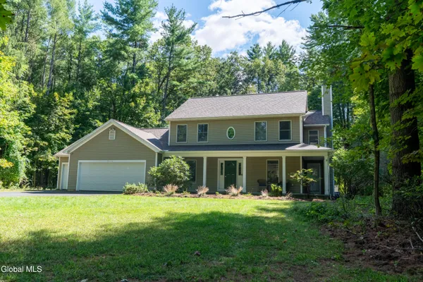 $10,000 | 504 Grand Avenue, Saratoga Springs, NY 12866